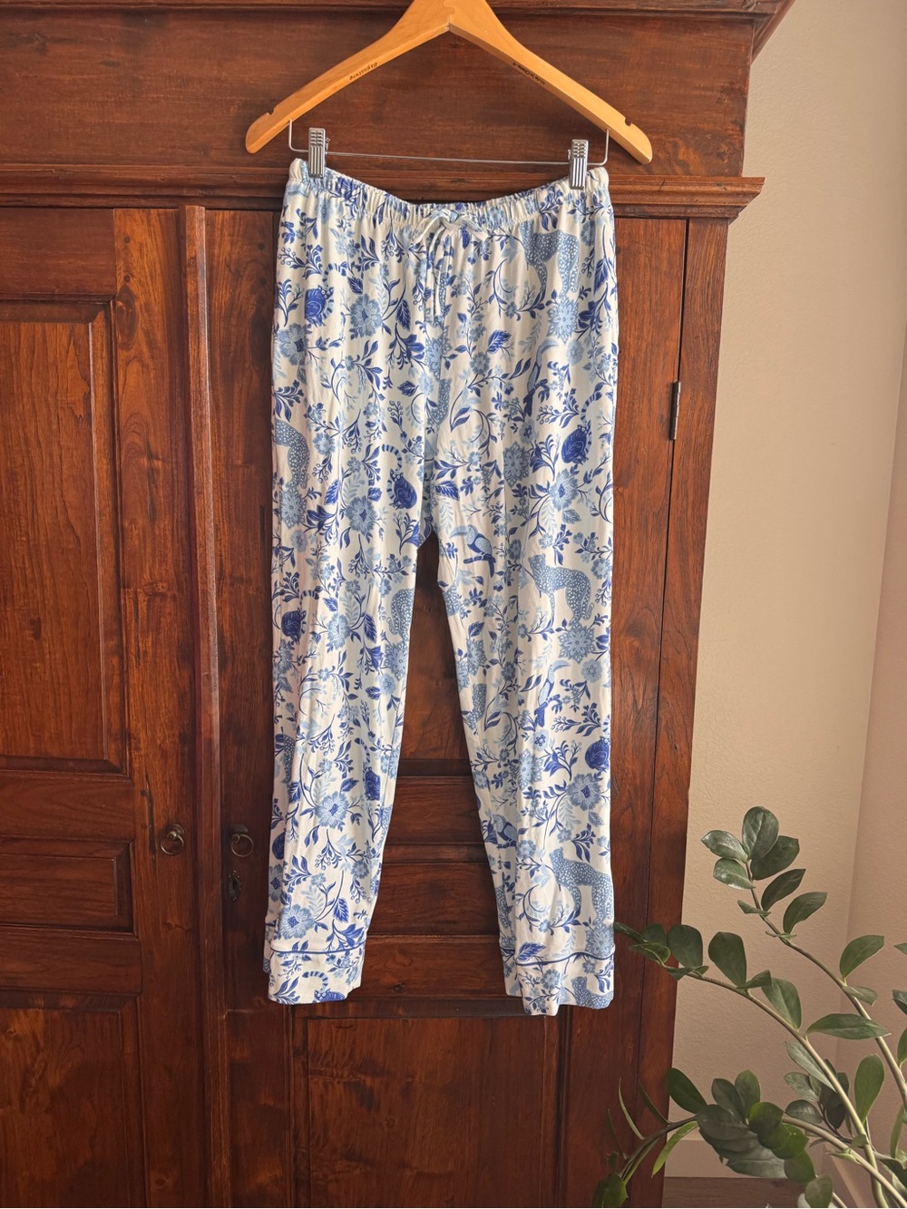 The Cat's Pajamas Pants Savannah Soirée print
